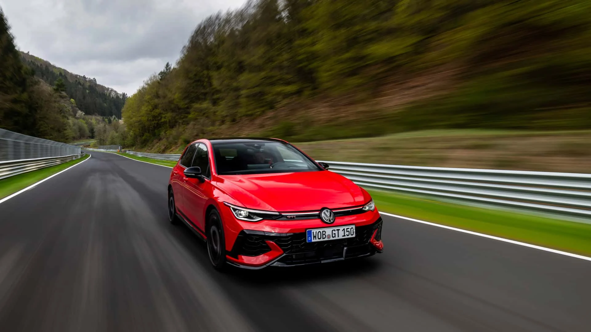 2026-volkswagen-golf-gti-edition-50-10
