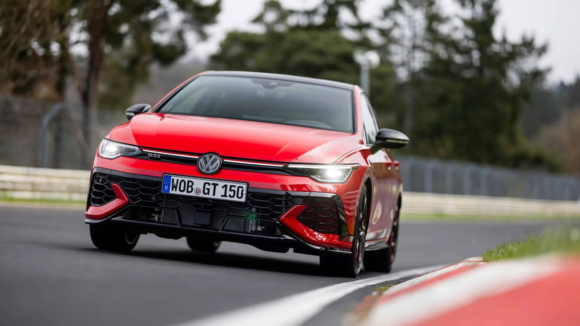 2026-volkswagen-golf-gti-edition-50-17
