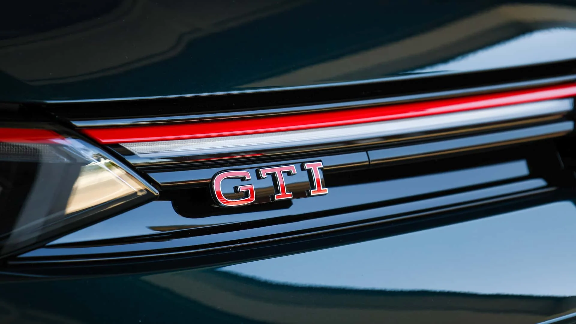 2026-volkswagen-golf-gti-edition-50-48