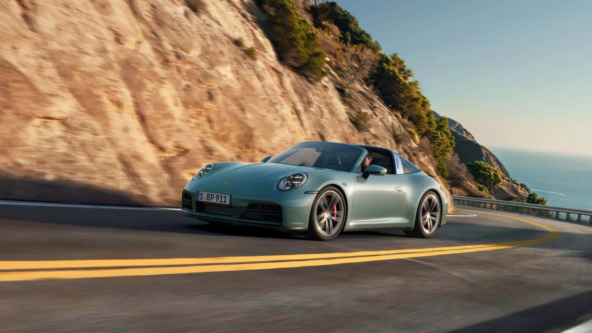 2026 Porsche 911 Carrera 4s-02