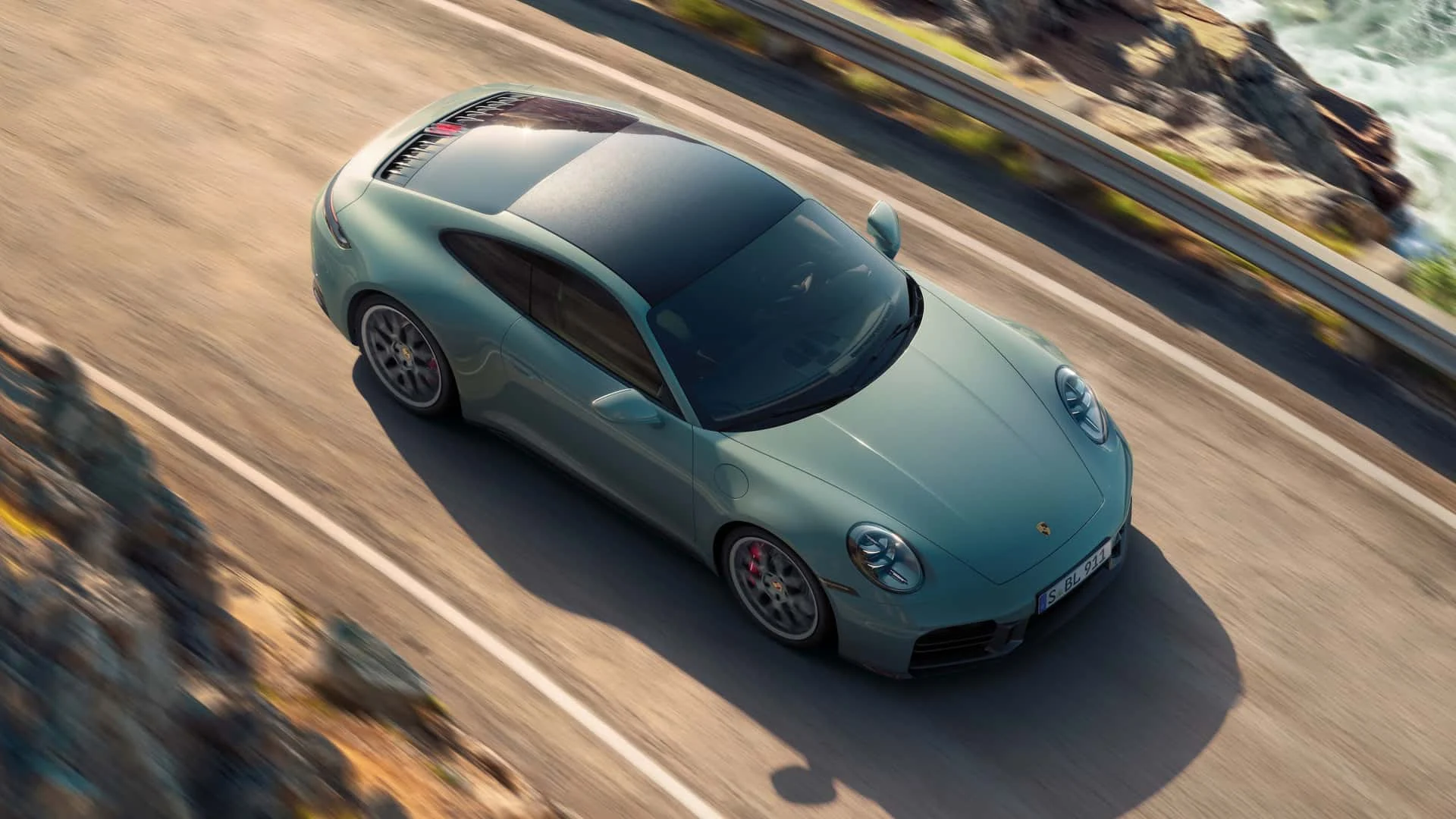 2026 Porsche 911 Carrera 4s-04