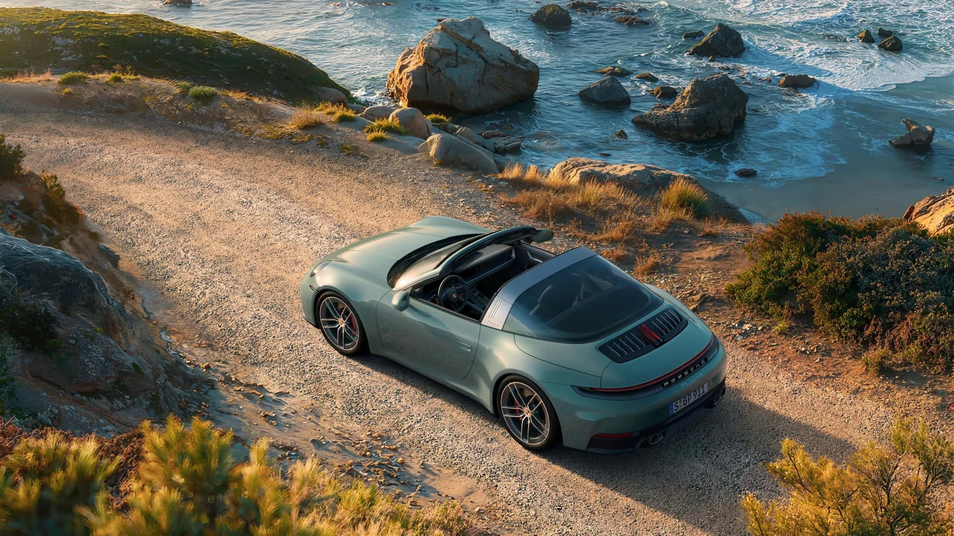 2026 Porsche 911 Carrera 4s-05