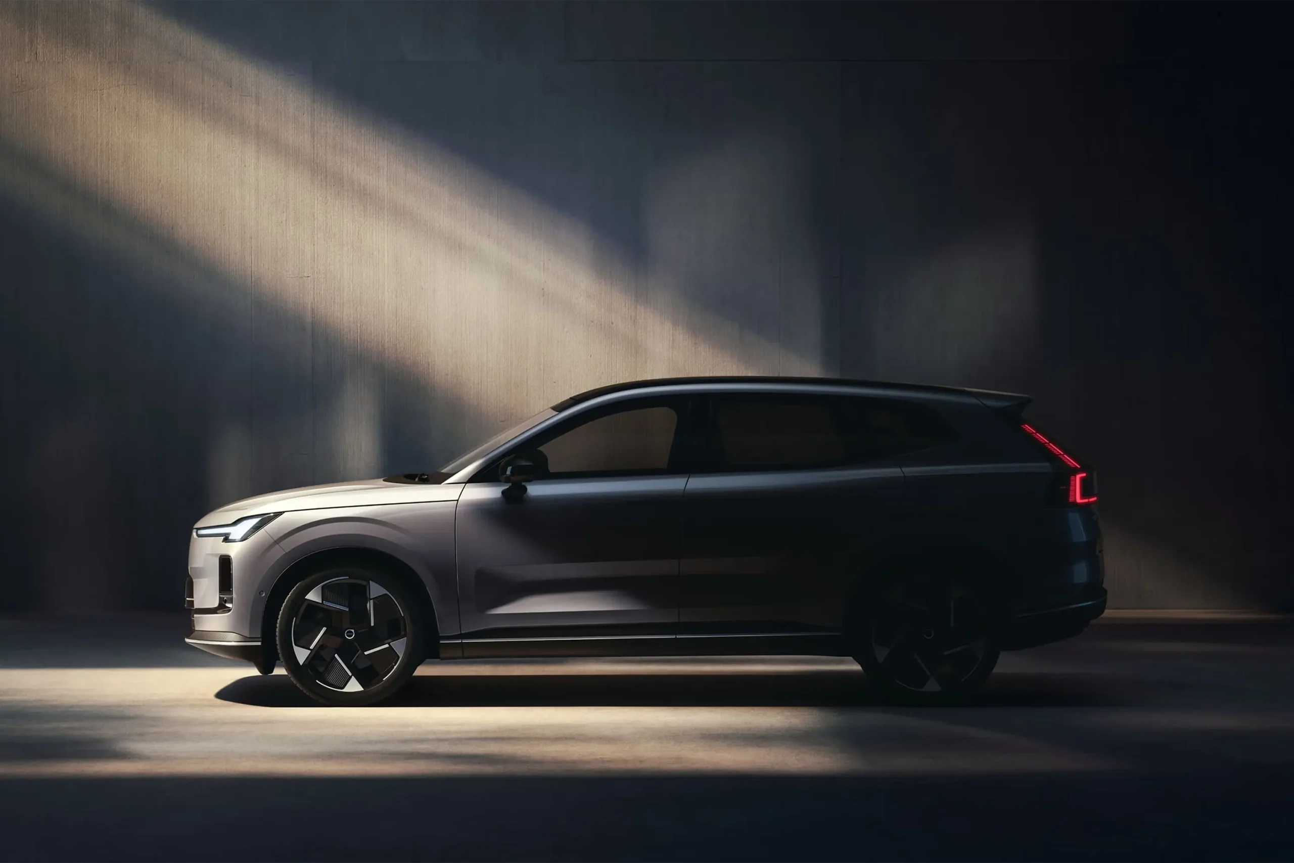 2025款沃尔沃XC70插混13