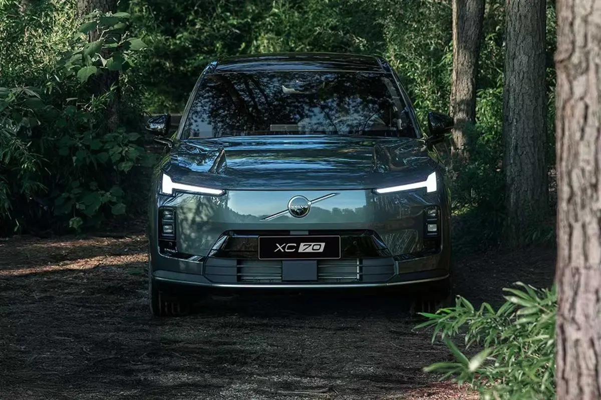 2025款沃尔沃XC70插混17