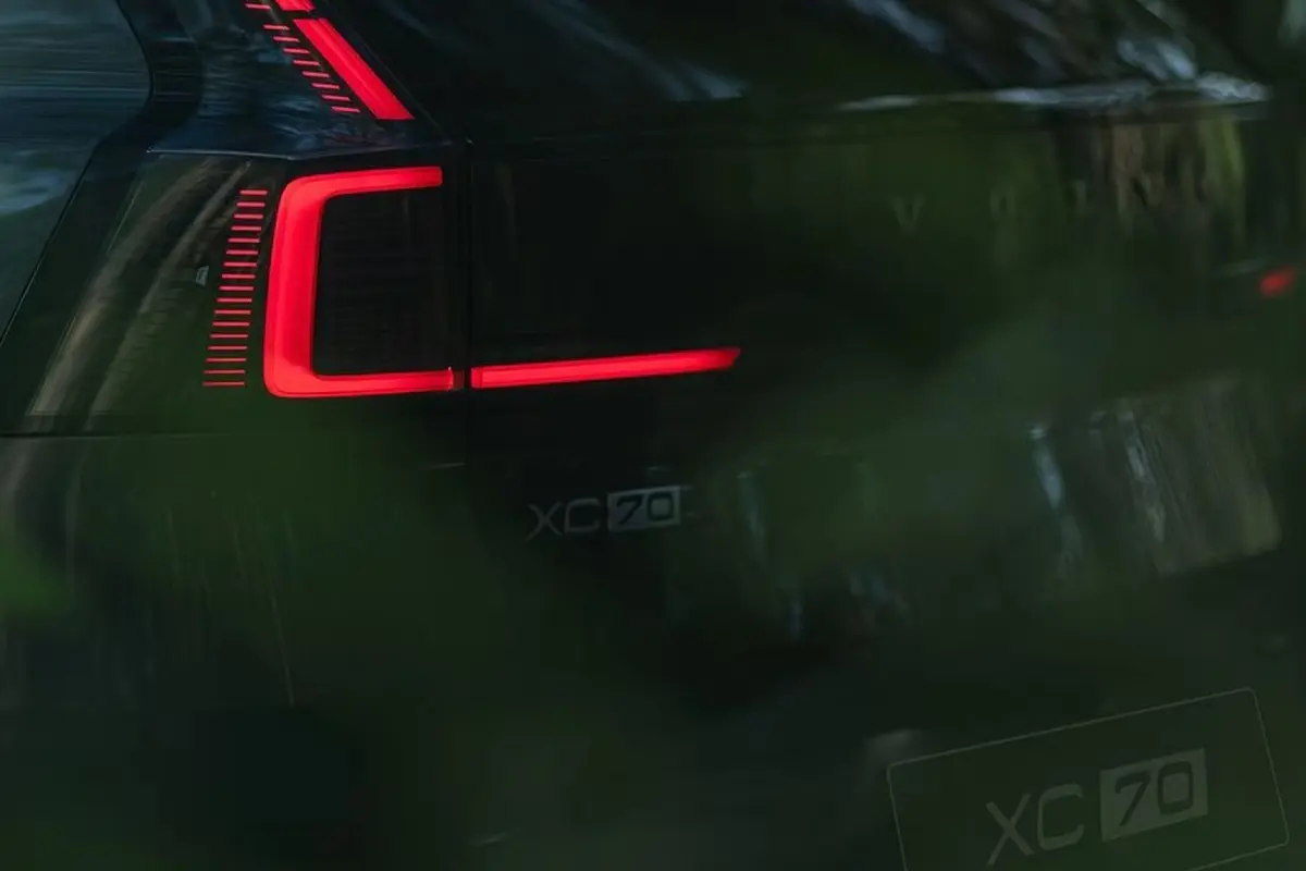 2025款沃尔沃XC70插混23