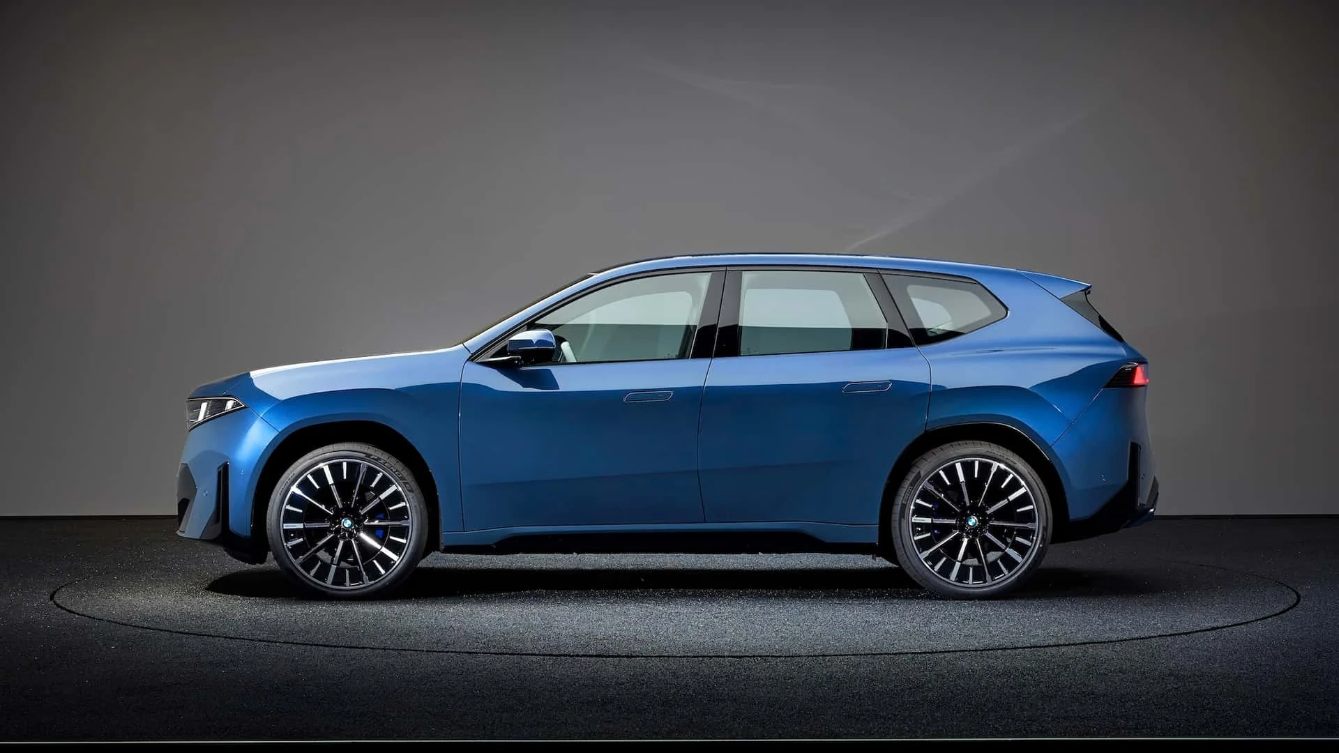 2026 BMW ix3-015
