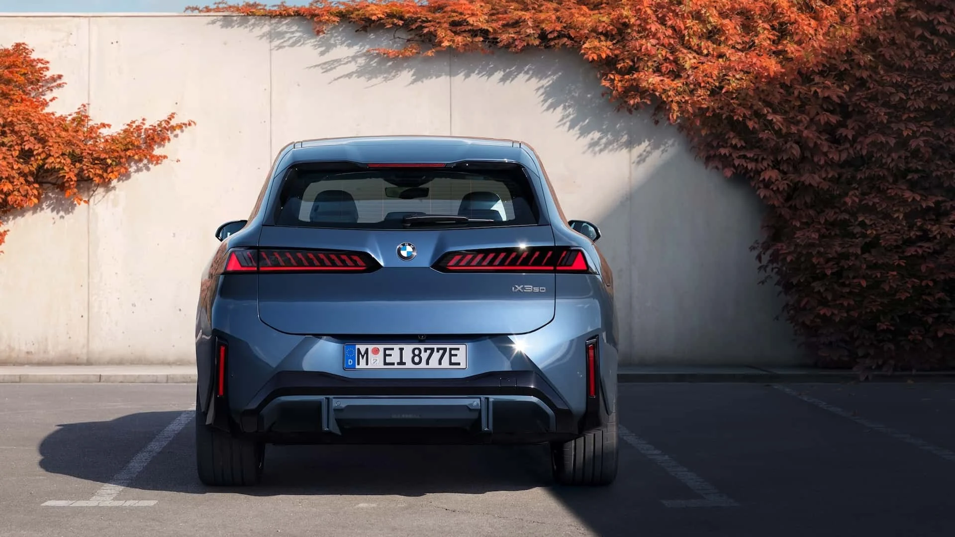 2026 BMW ix3-041