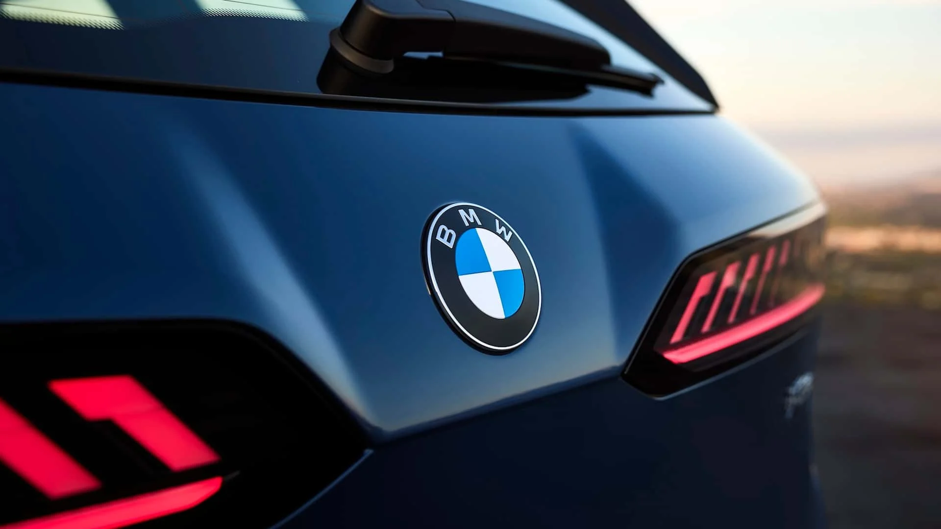 2026 BMW ix3-062
