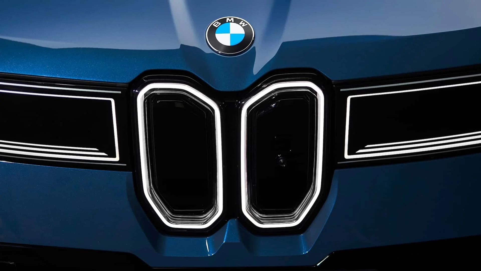 2026 BMW ix3-066