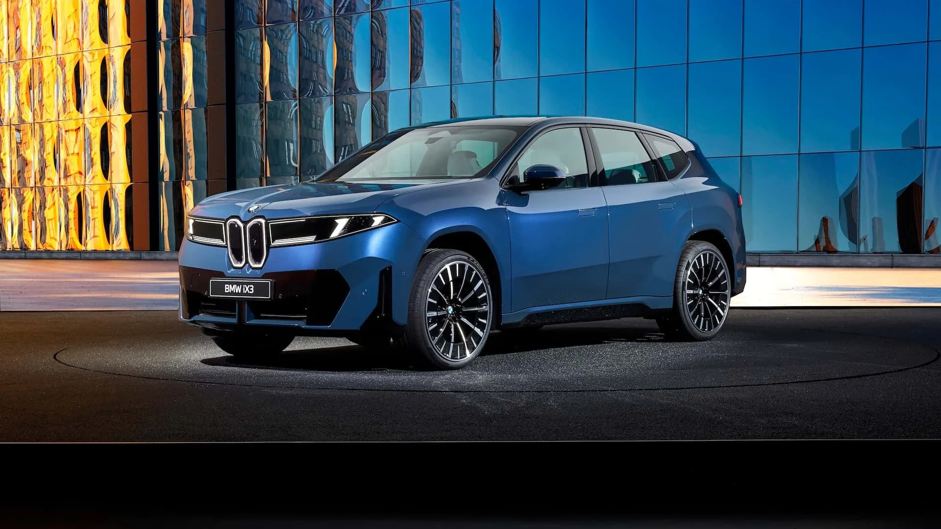 2026 BMW ix3-074