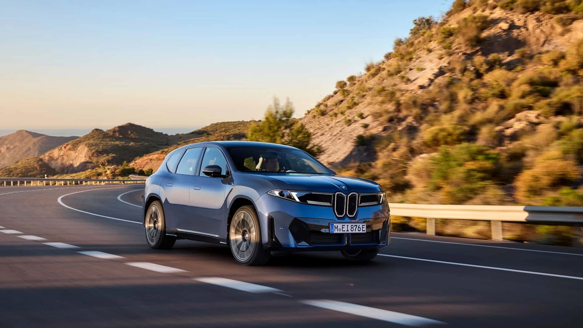2026 BMW ix3-098