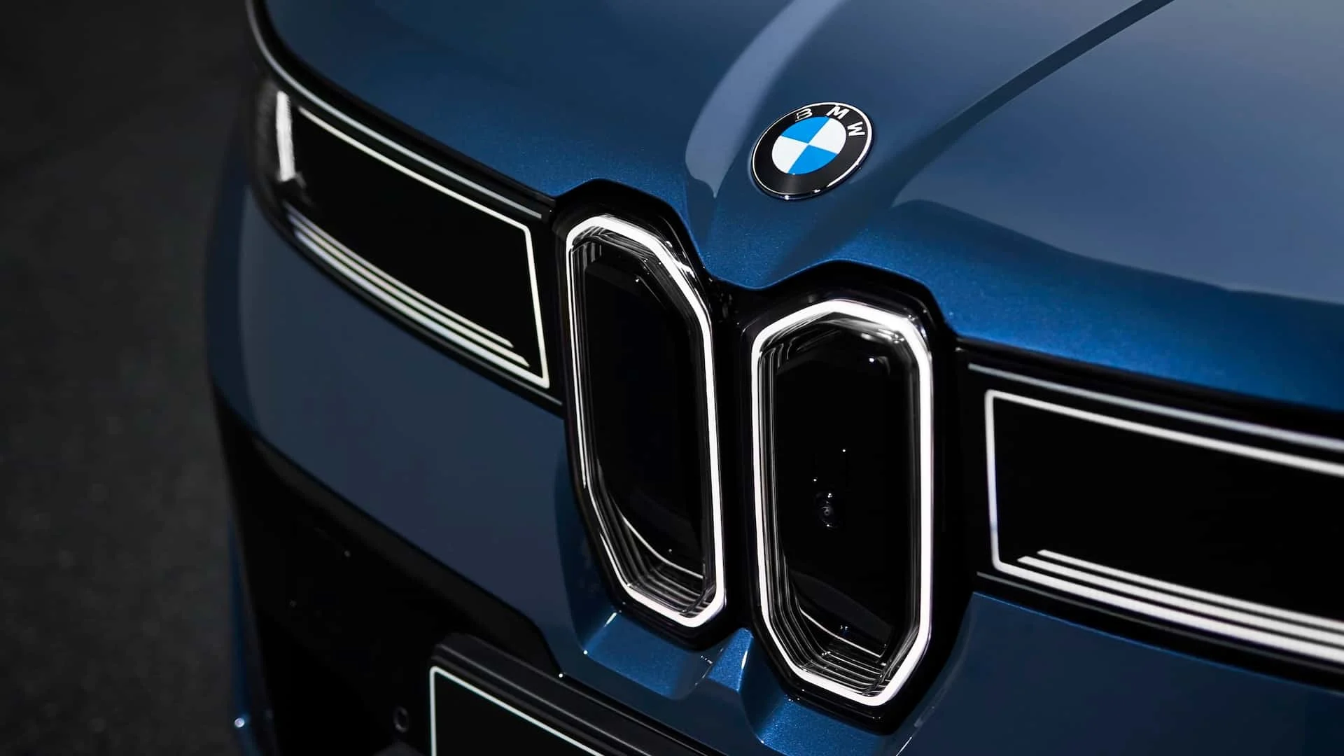 2026 BMW ix3-108