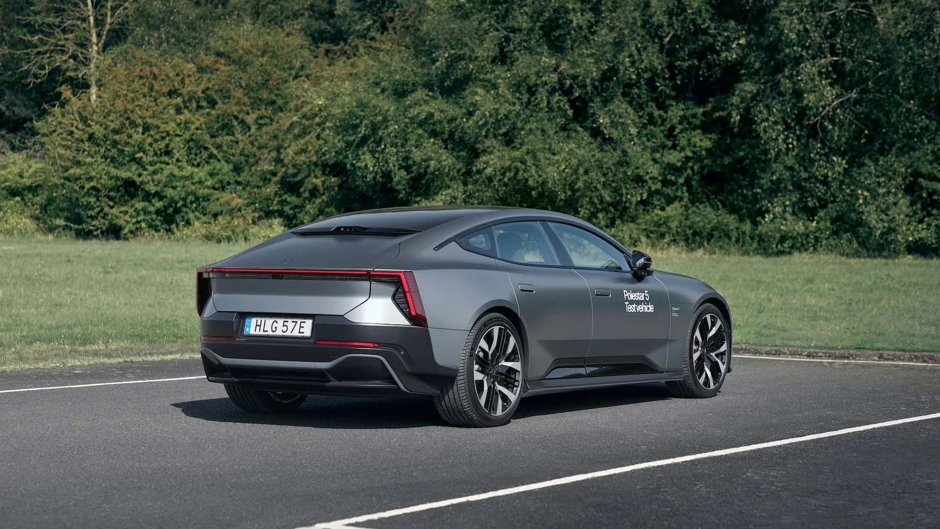 2026-polestar-5-23